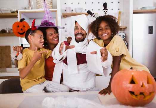 Halloween party games