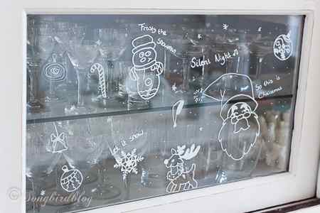 Removable Christmas windows decorations made with a chalk pen