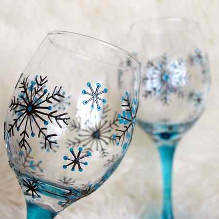 Artistic wine glass painting ideas (7)