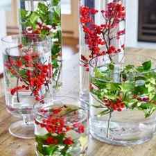Easy Holly Candles Christmas centerpiece