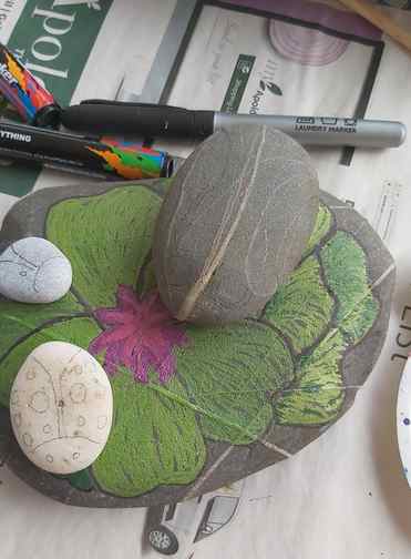 Choosing pebbles and marking up the outline