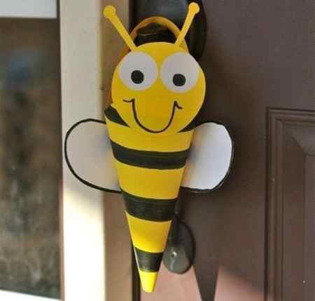 bee Hanging