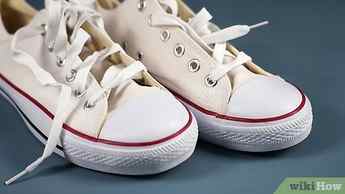 Step 1 Decorate a pair of white or off-white canvas shoes.