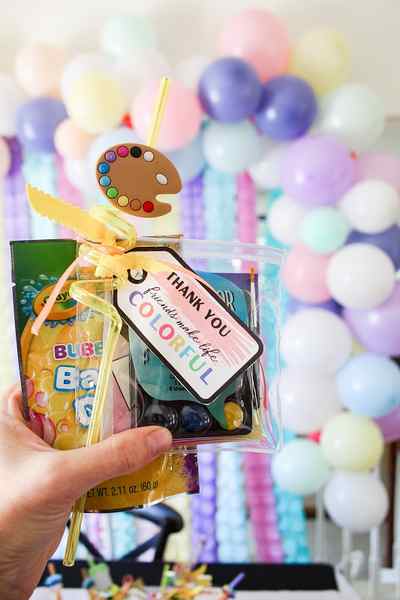 Art themed party favors for a kids birthday party