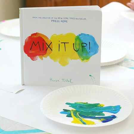 Color Mixing Activity based on the book Mix It Up! by Herve Tullet