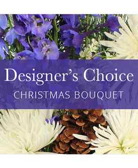 Christmas Bouquet Designer Choice in Moose Jaw, SK | Untamed Blooms + Botanicals/Ellen