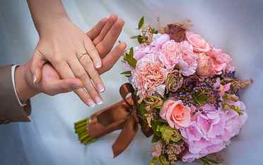 Bouquet flowers, roses, wedding, love, hand HD wallpaper
