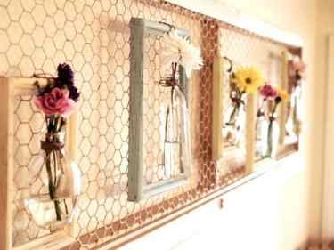 DIY wall art floral arrangement (via www.shelterness.com)