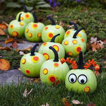 40 Cute and Easy Pumpkin Painting Ideas 23