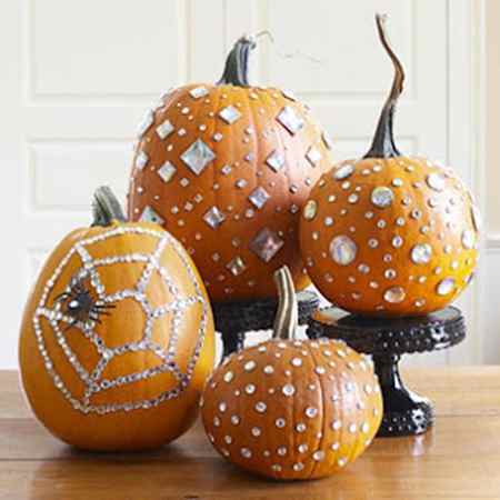 40 Cute and Easy Pumpkin Painting Ideas 25