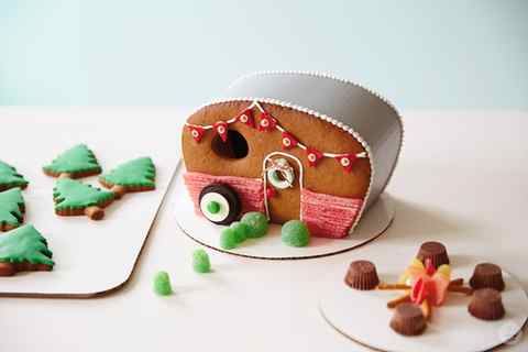 Gingerbread House Ideas | thinkmakeshareblog.com