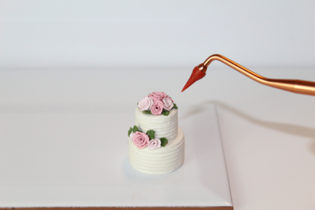 Miniature spring wedding cake step 7