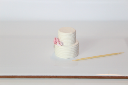Miniature spring wedding cake step 5
