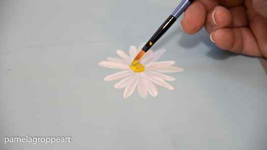 tap in the center of the daisy, How to Paint a Simple Daisy 