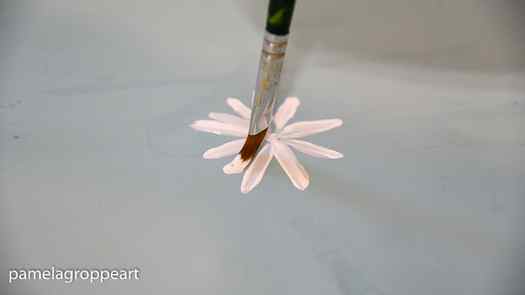 last strokes on painting a daisy, How to Paint a Simple Daisy 