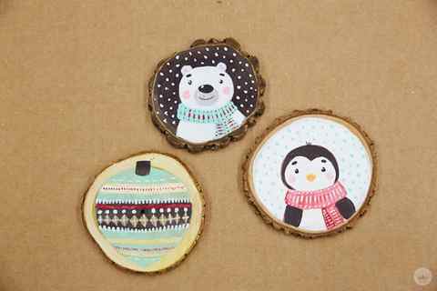 DIY ornament ideas: Hand-painted wood rounds 