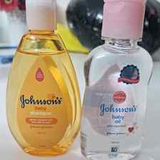 Set 50ml Baby Shampoo And 50ml Baby Oil Together.