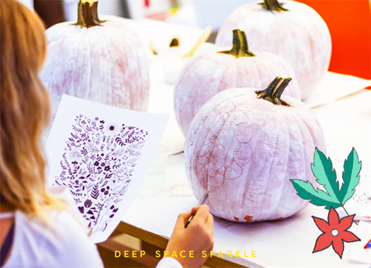 How to Paint Pumpkins: Drawing the design