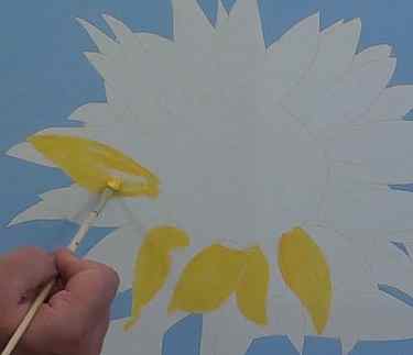painting the basic shape of the sunflower petals