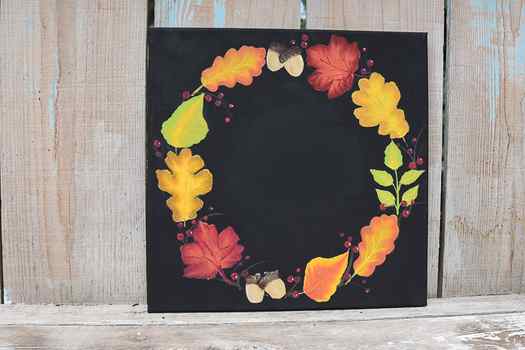 Paint a Fall Leaf Wreath
