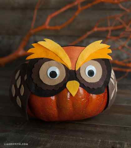 felt owl pumpkin