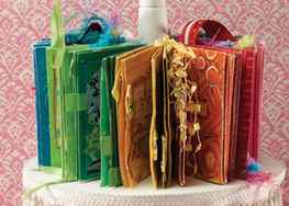 A Piece of Cake: Easy, Colorful Fabric Books by Debbie Crane